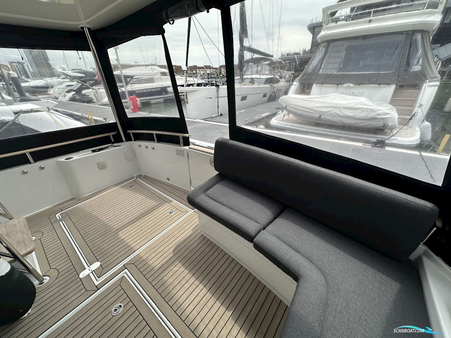 Beneteau Swift Trawler 44