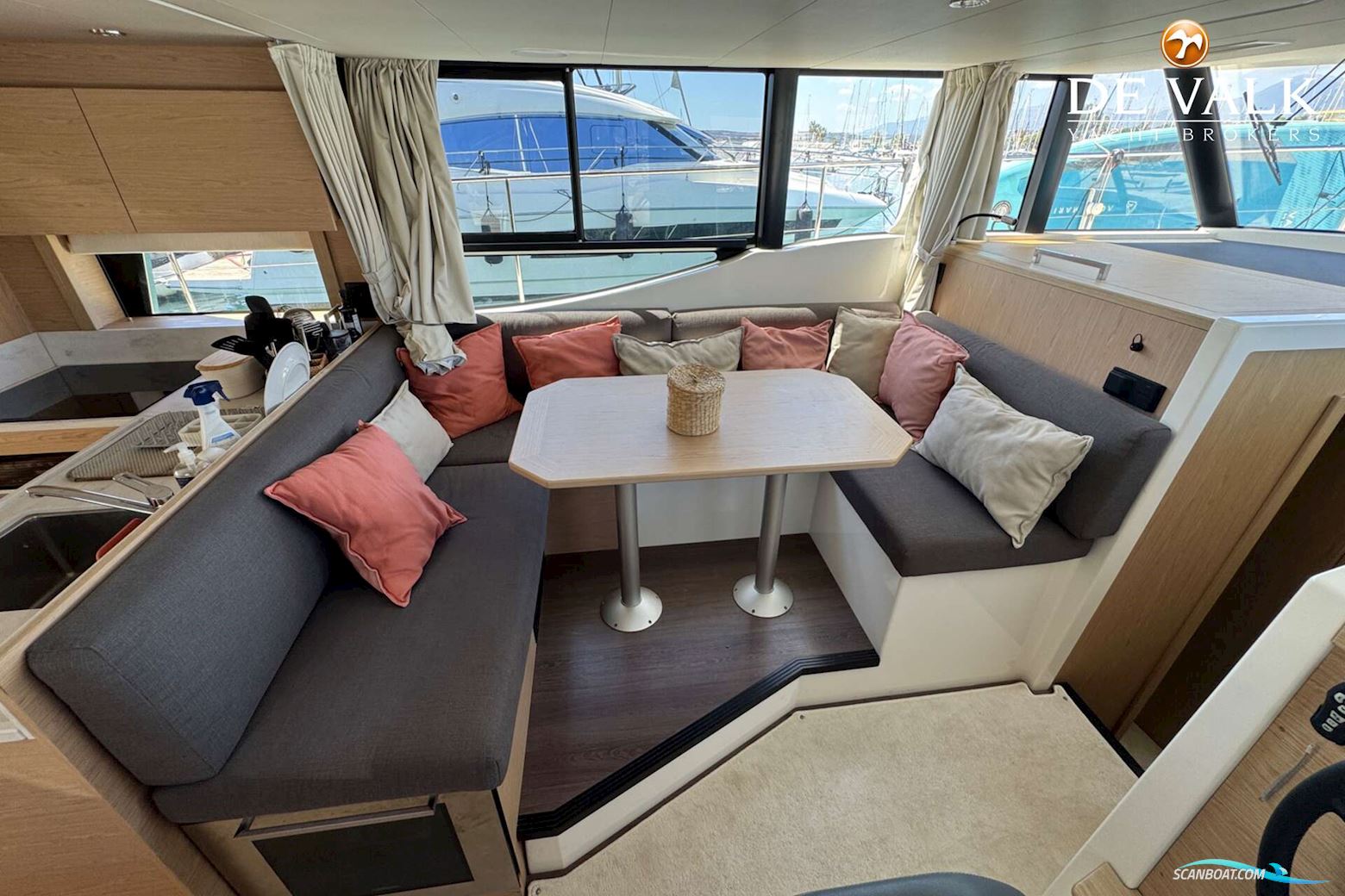 Beneteau Swift Trawler 48
