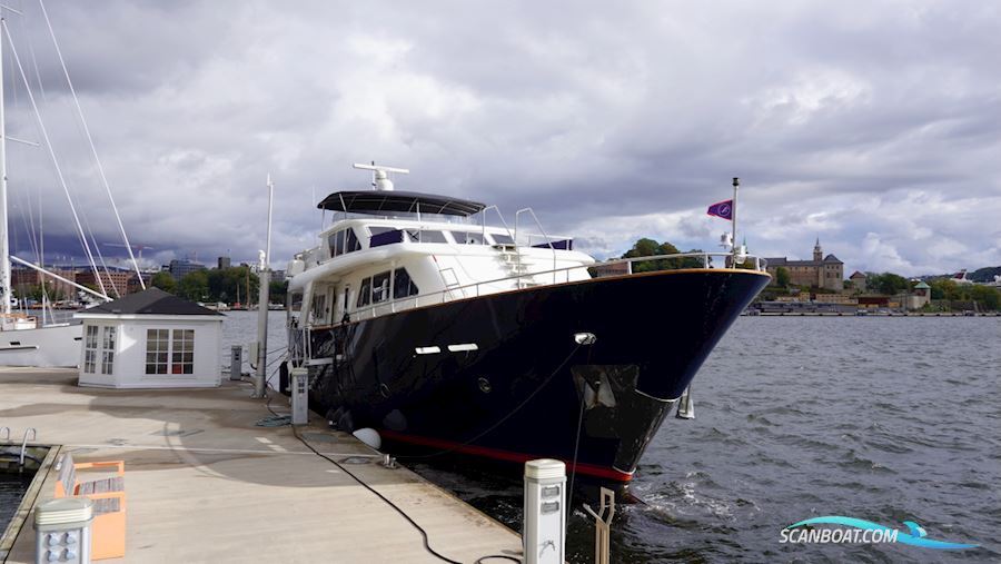 Benetti 79 Sail Division