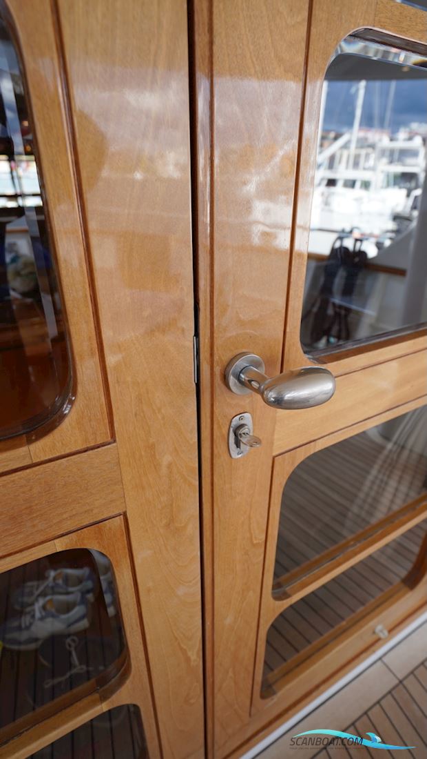 Benetti 79 Sail Division