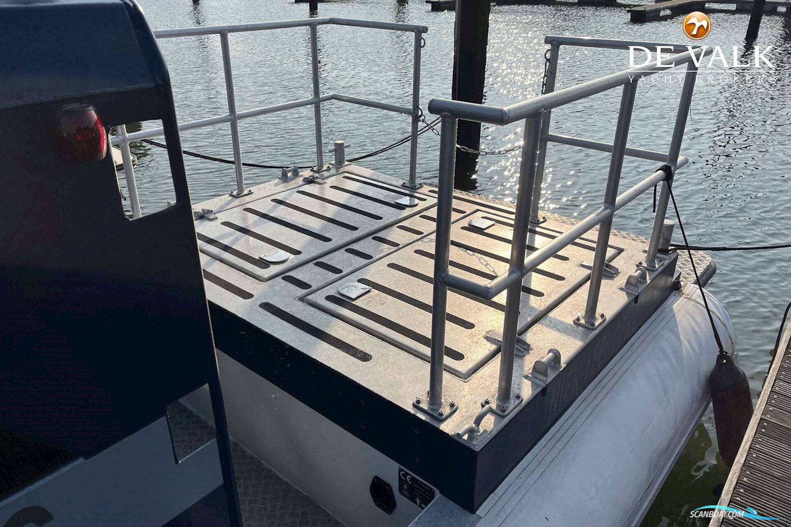 Blue Spirit 10.00 Cabin