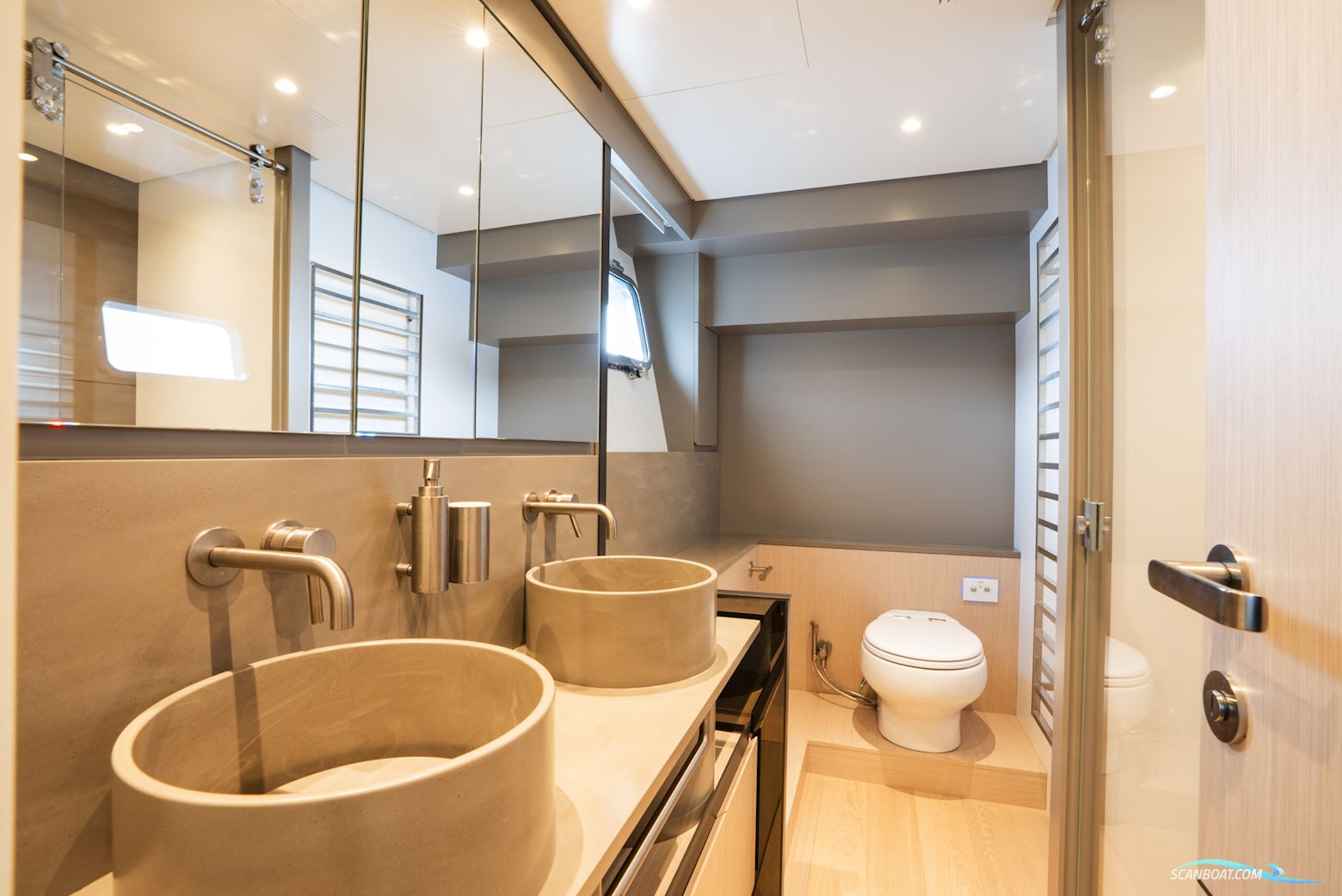 BLUEGAME BGX70 / BGX73