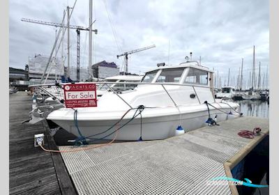 Boat Mouldings BM25 Motorboten 2016, met Cummins Mercruiser motor, United Kingdom