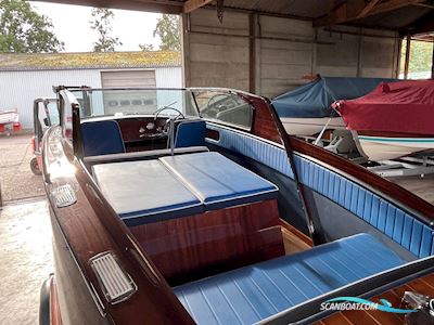 Boesch 560 Lemania de Luxe Motorboten 1965, met Sole motor, The Netherlands
