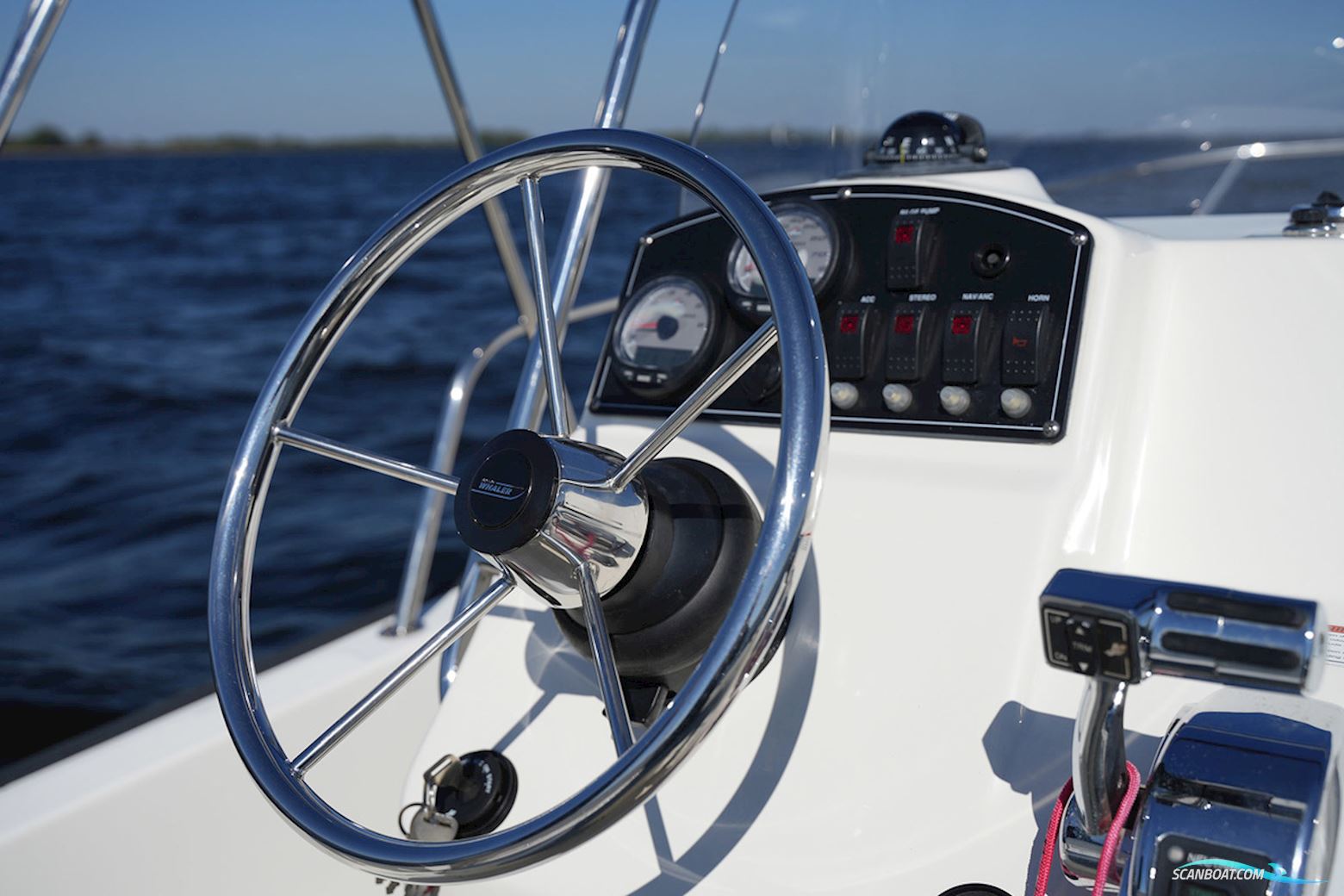 Boston Whaler 190 Montauk