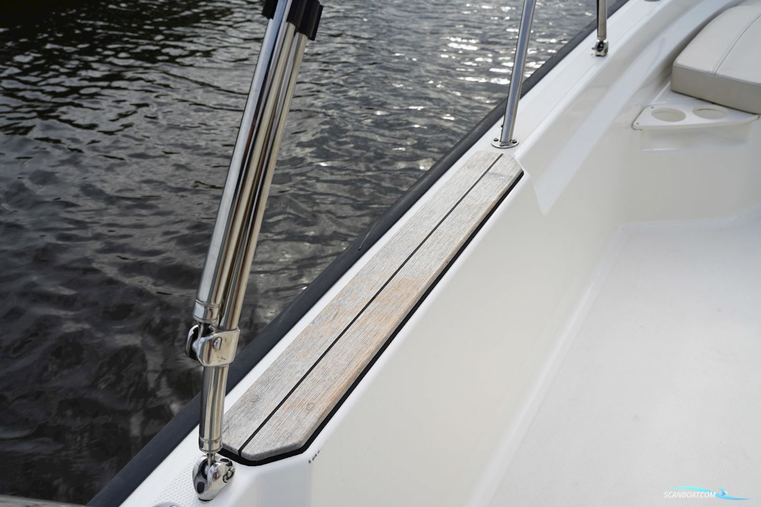 Boston Whaler 190 Montauk