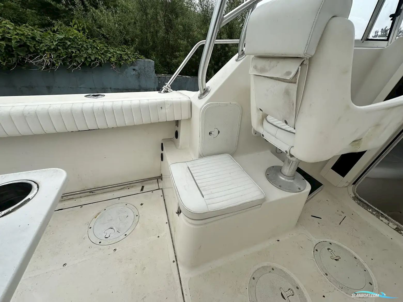 Boston Whaler 23 Conquest