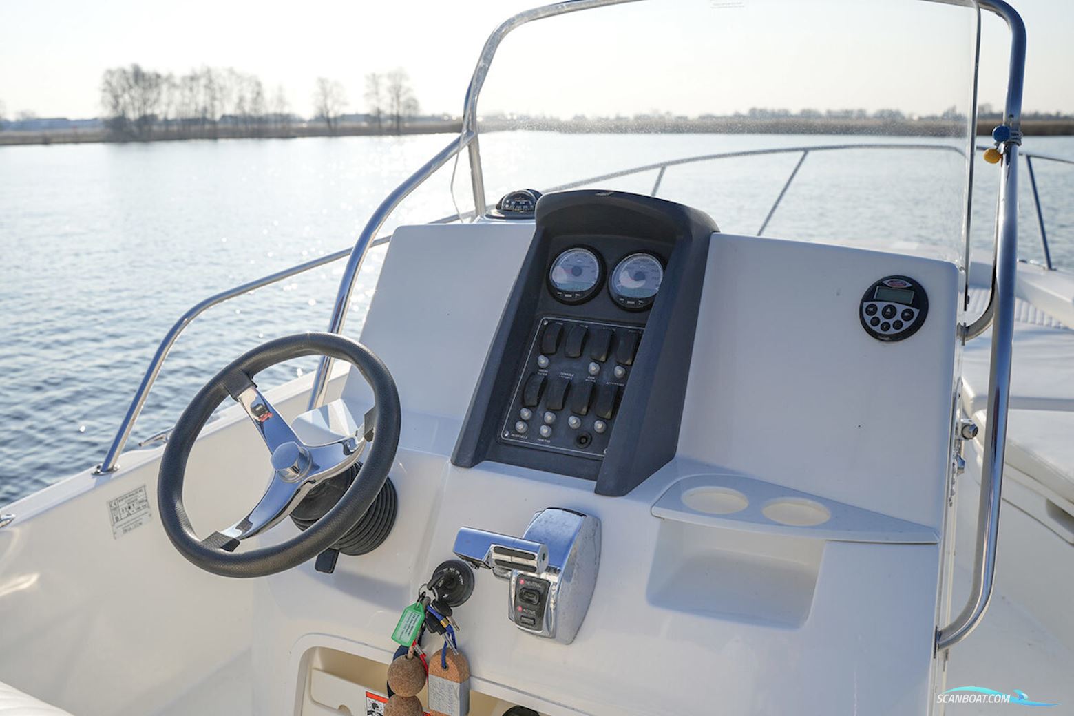 Boston Whaler 230 Dauntless