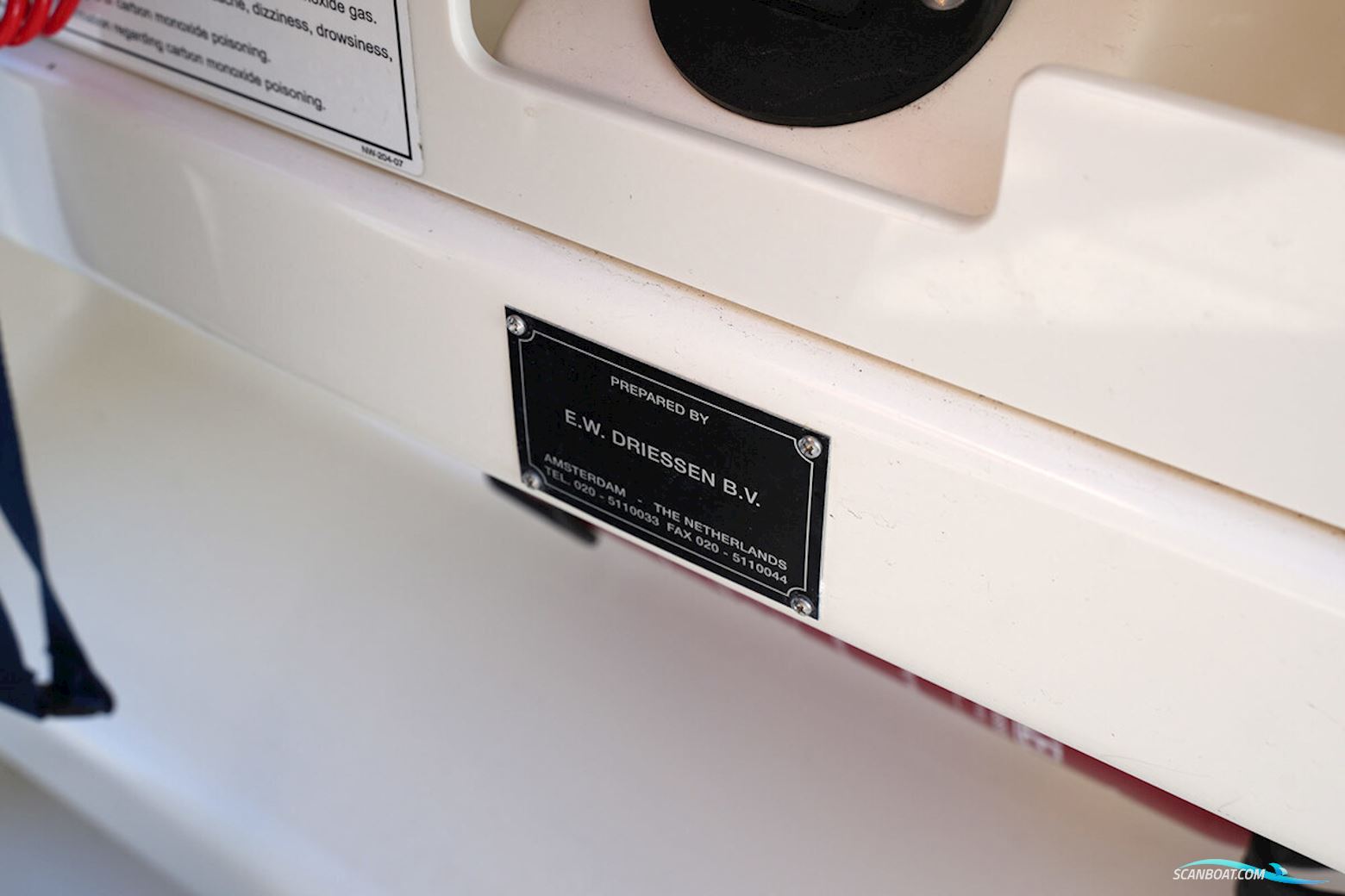 Boston Whaler 230 Dauntless