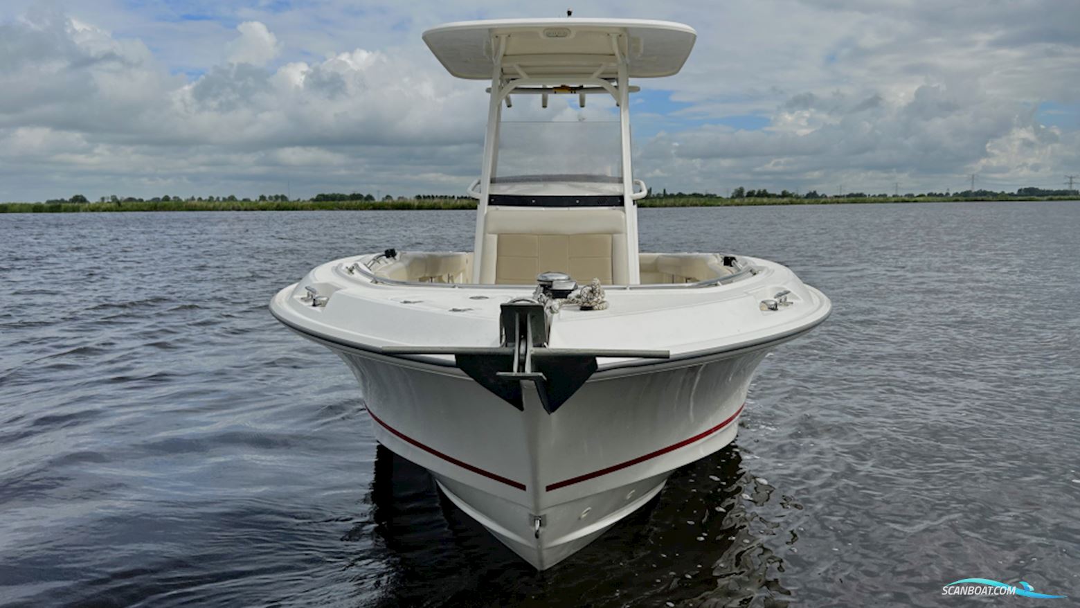 Boston Whaler 230 Outrage