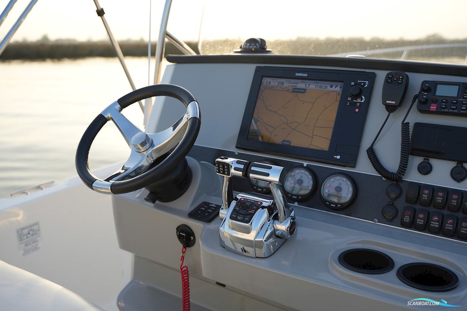 Boston Whaler 270 Dauntless