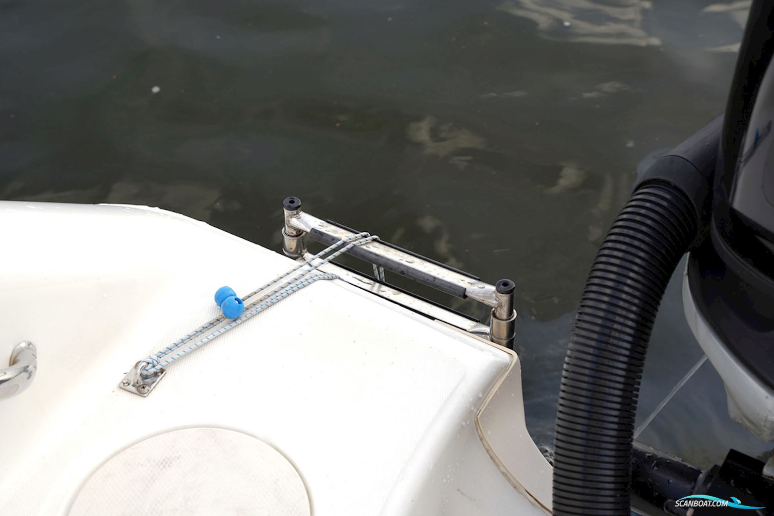 Boston Whaler 270 Outrage