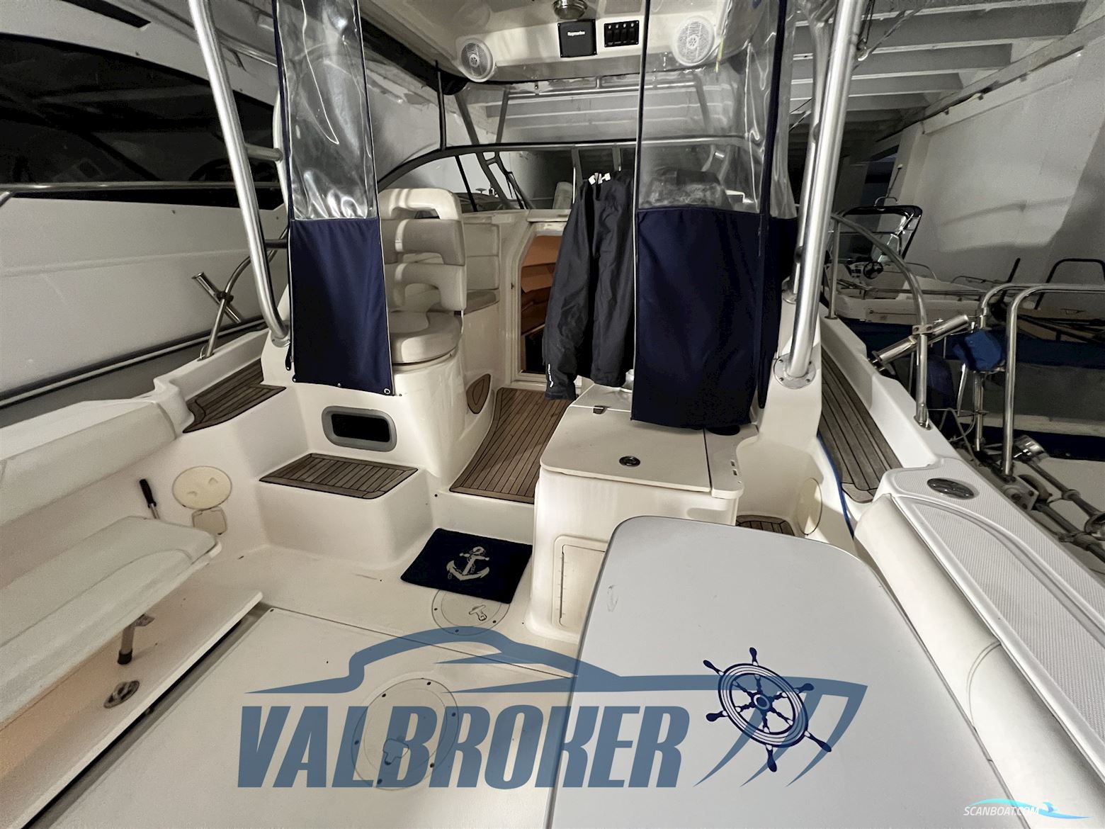 Boston Whaler 285 CONQUEST