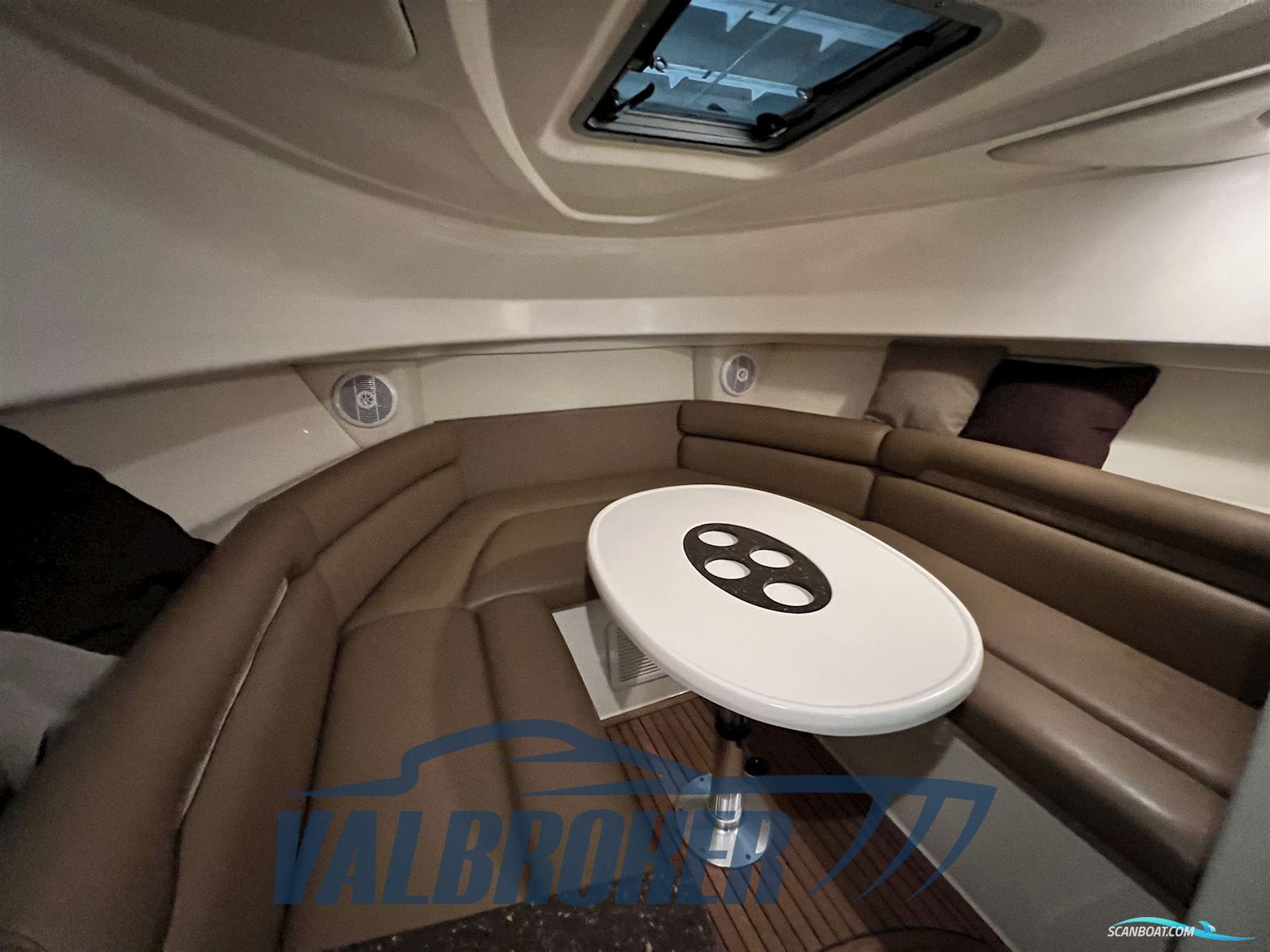 Boston Whaler 285 CONQUEST