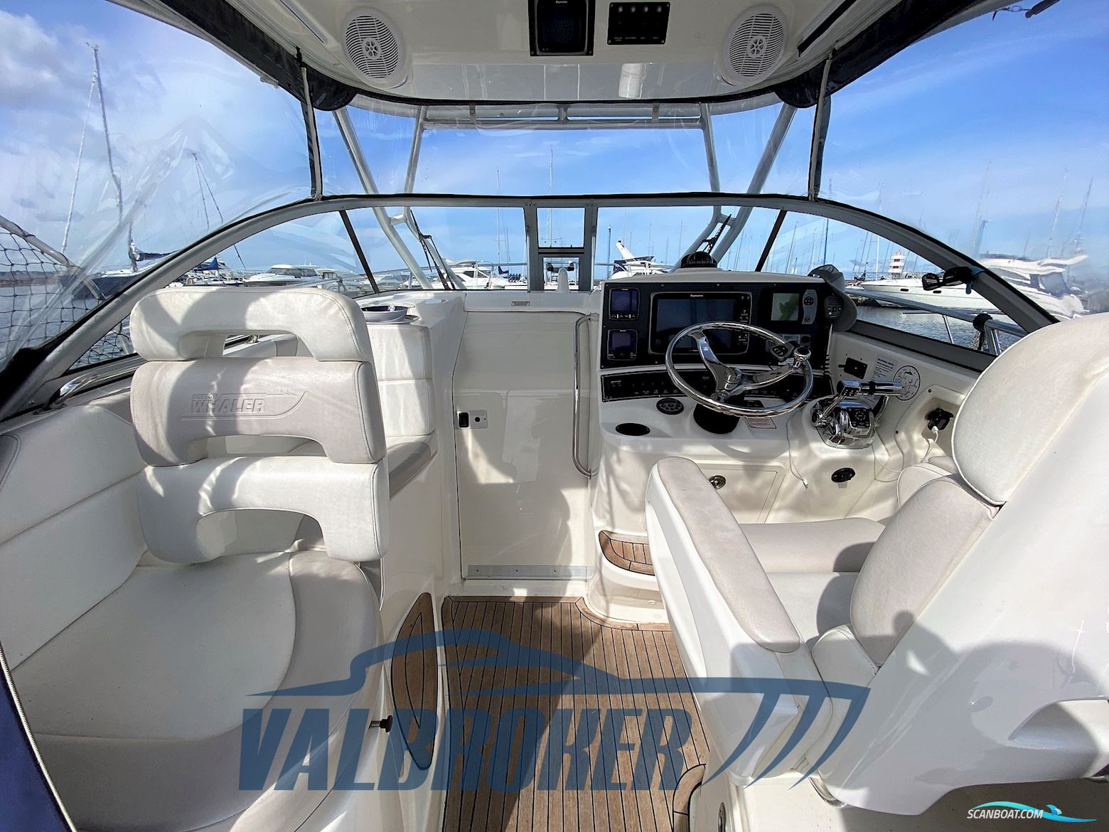 Boston Whaler 285 Conquest