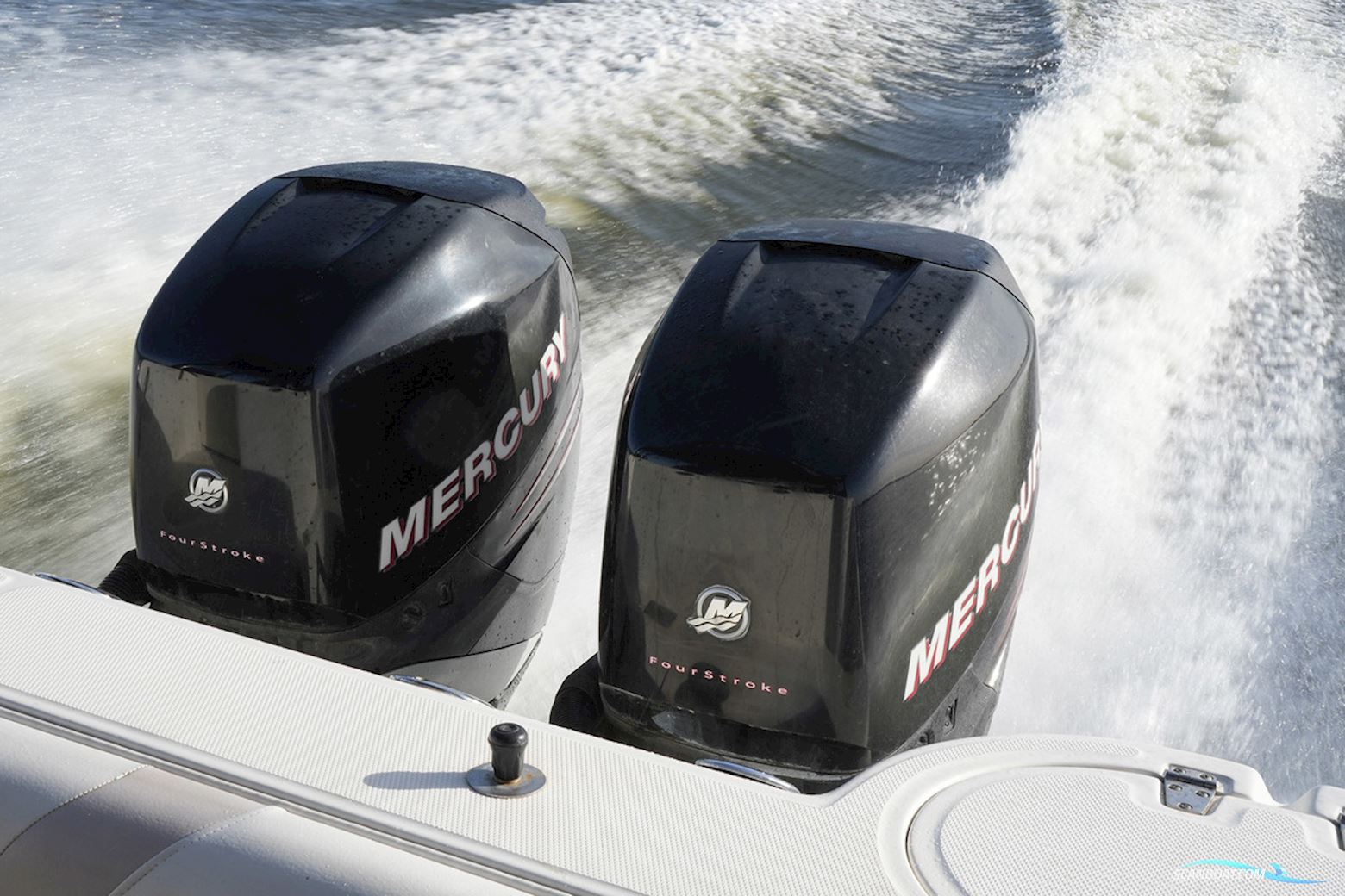 Boston Whaler 285 Conquest