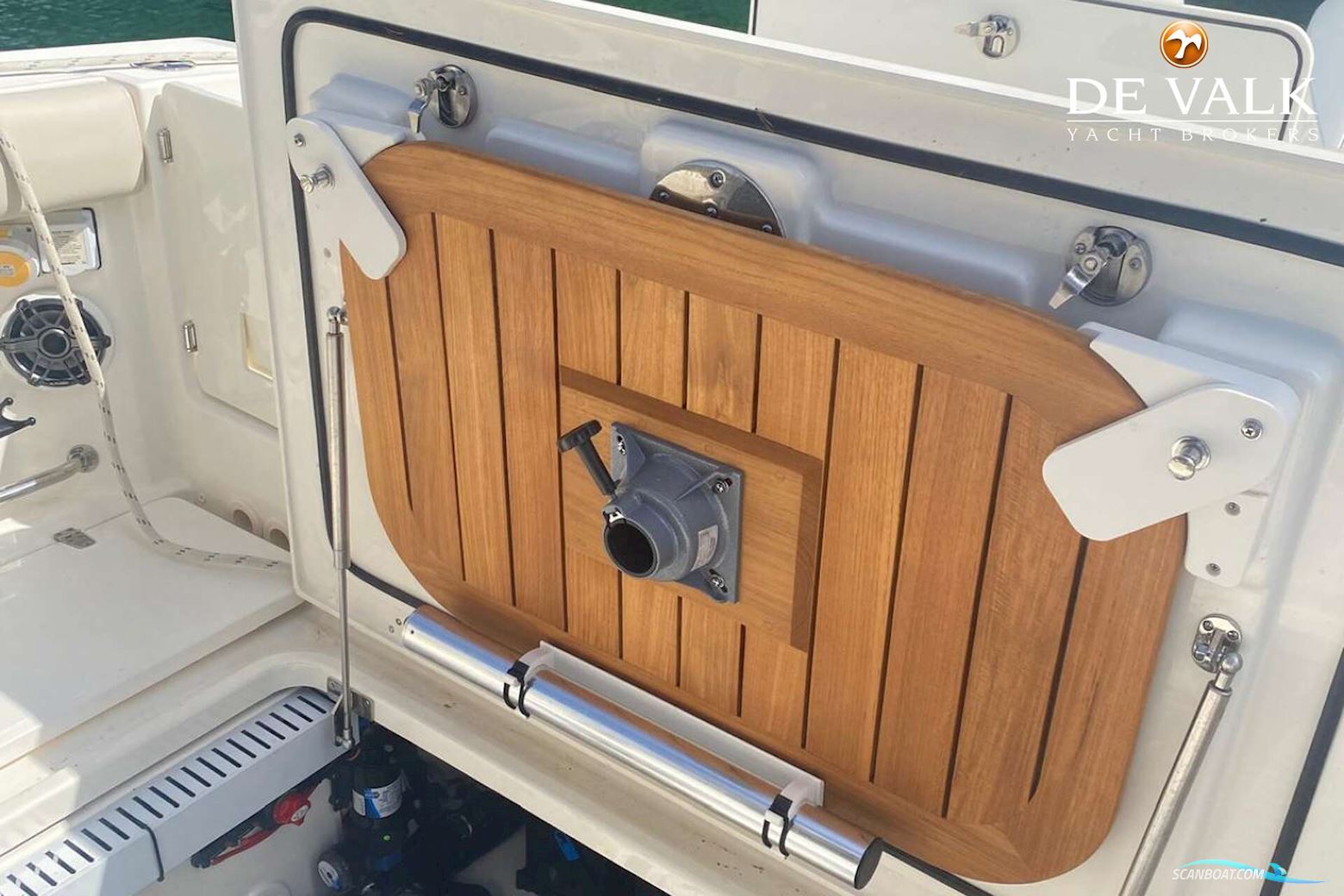 Boston Whaler 330 Outrage