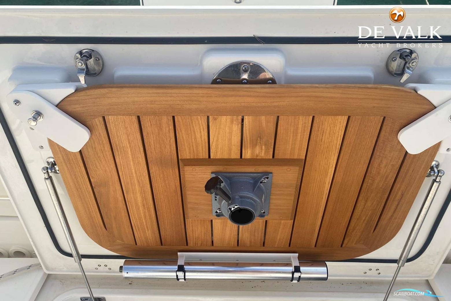 Boston Whaler 330 Outrage