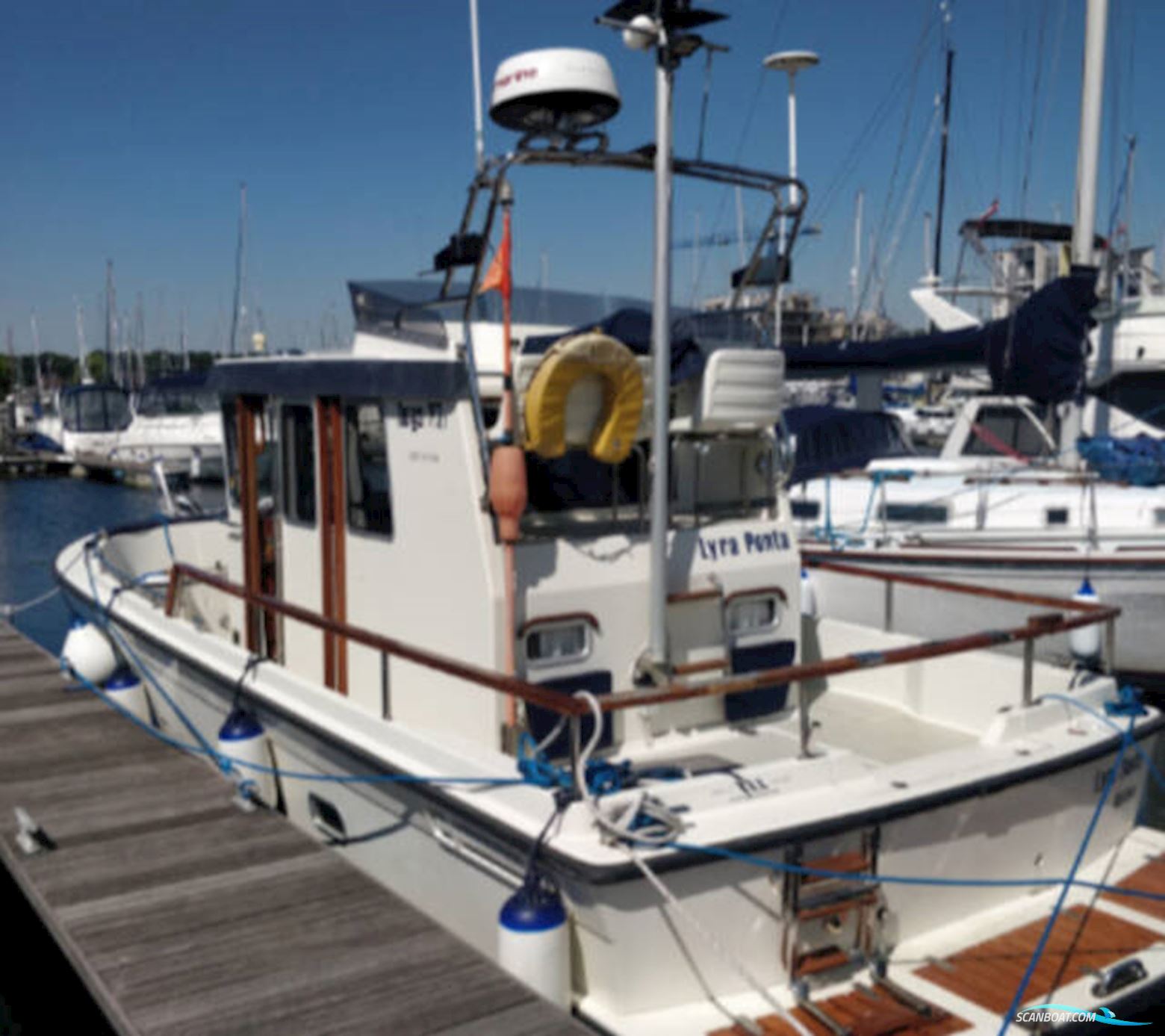 Botnia Marin AB Targa 27.1 Motorboten 2004, met Volvo Penta D6 350A-B New 2007 motor, United Kingdom