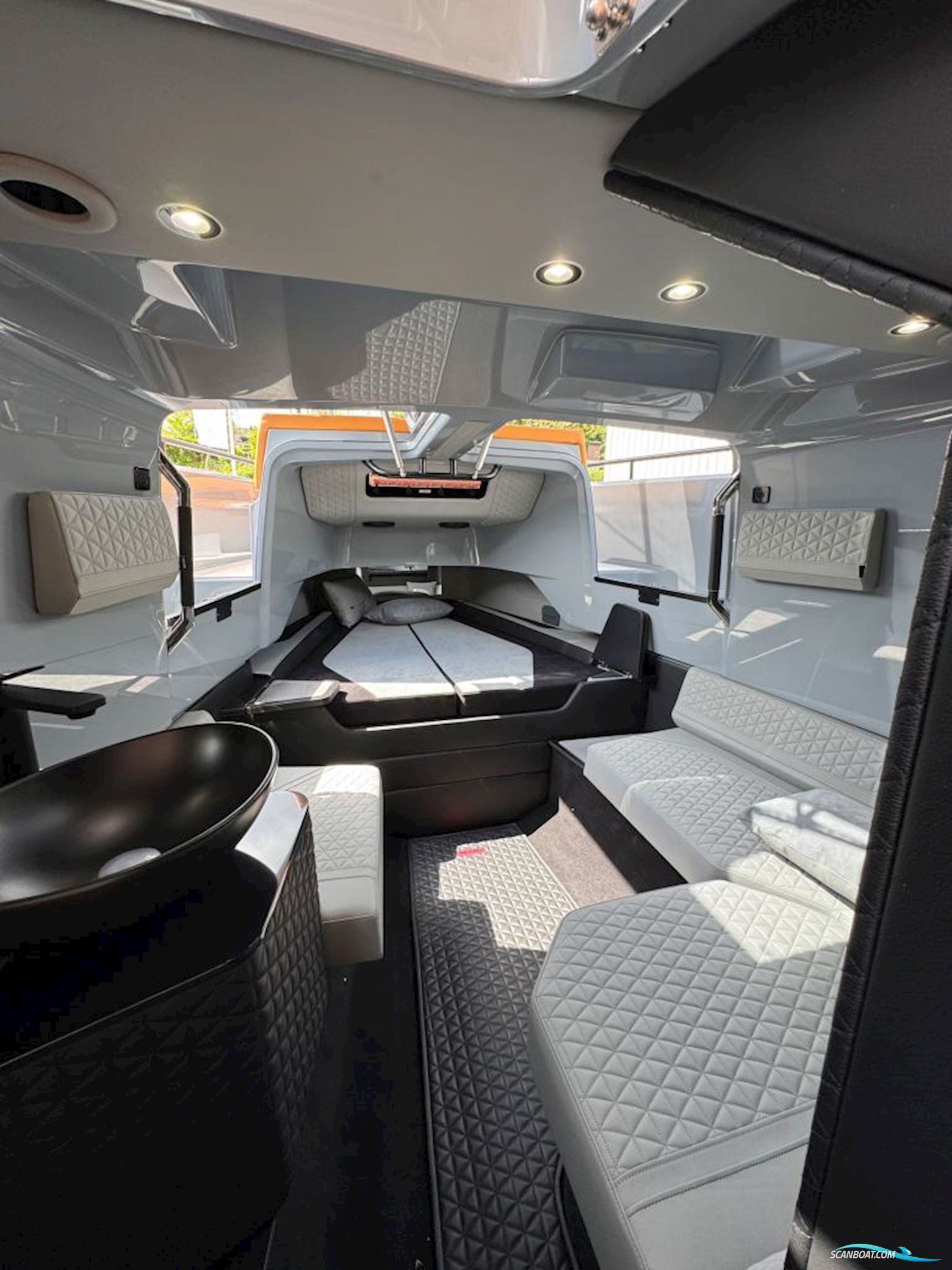 Brabus Shadow 1000 Sun Top