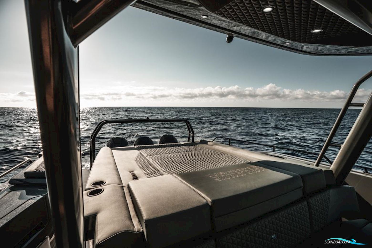 Brabus Shadow 1500 Cross Top