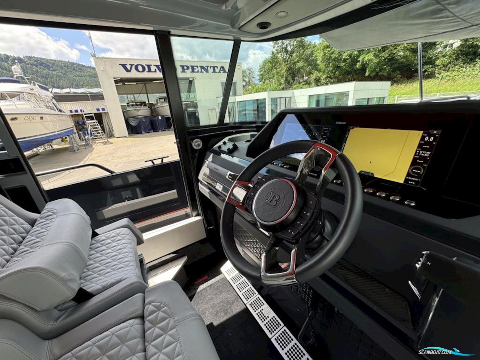 Brabus Shadow 500 Cabin