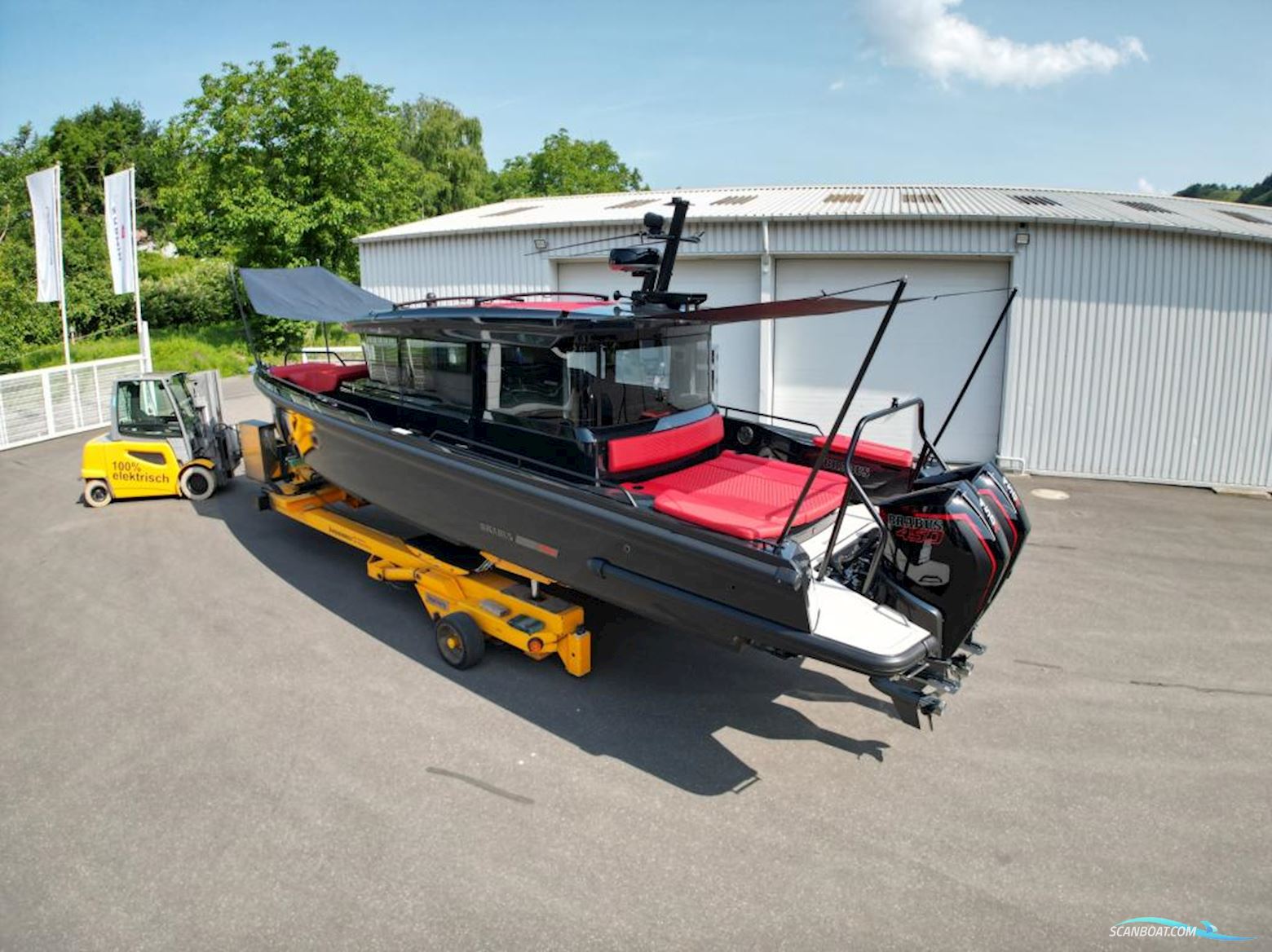 Brabus Shadow 900 Cross Cabin