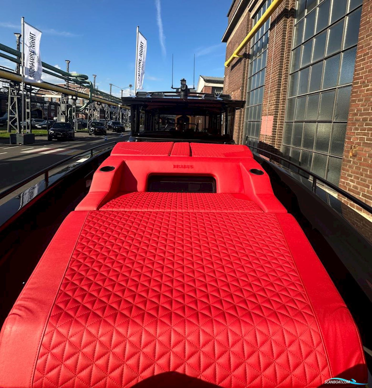 Brabus Shadow 900 Cross Cabin