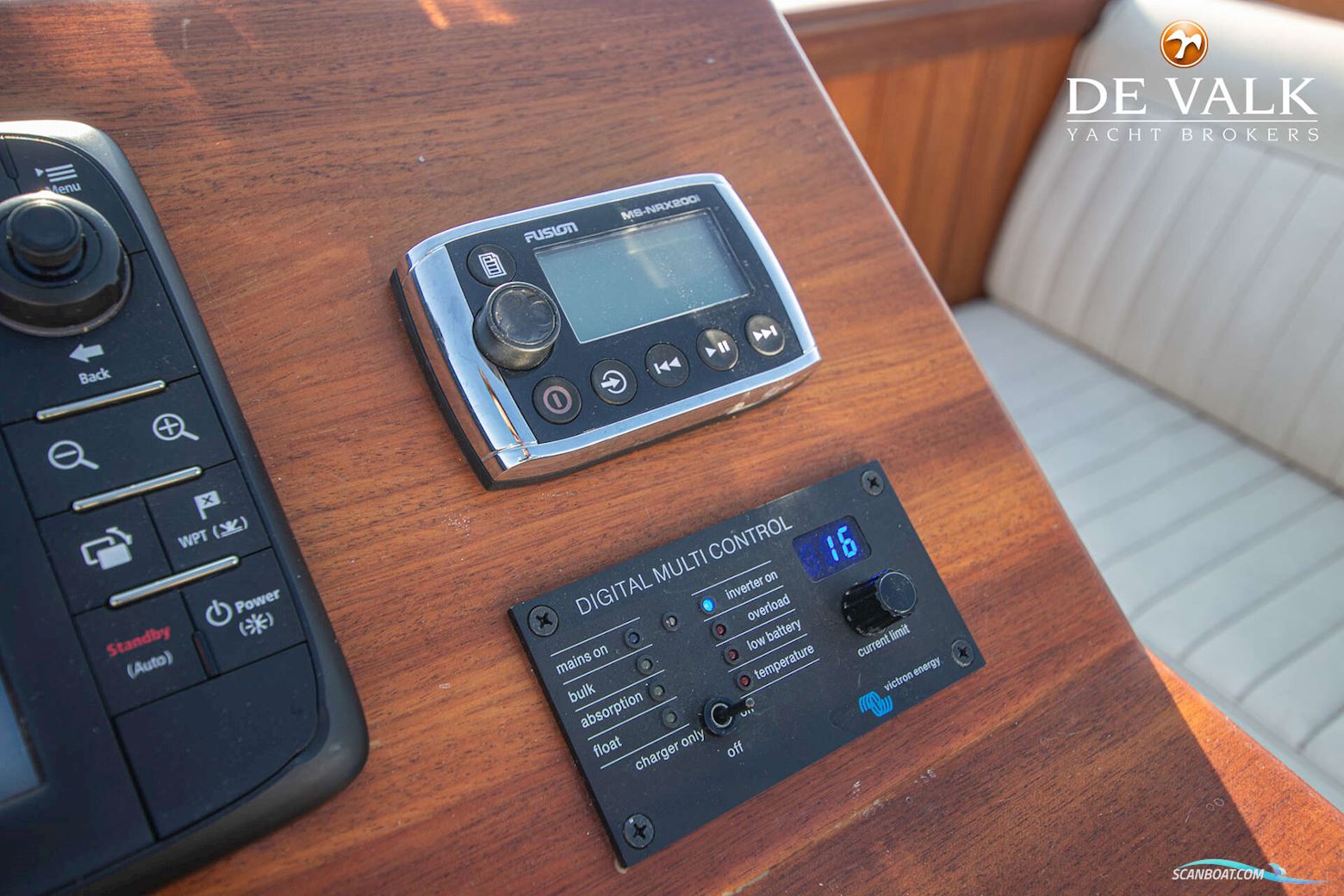 BRANDARIS Barkas 1100 Open