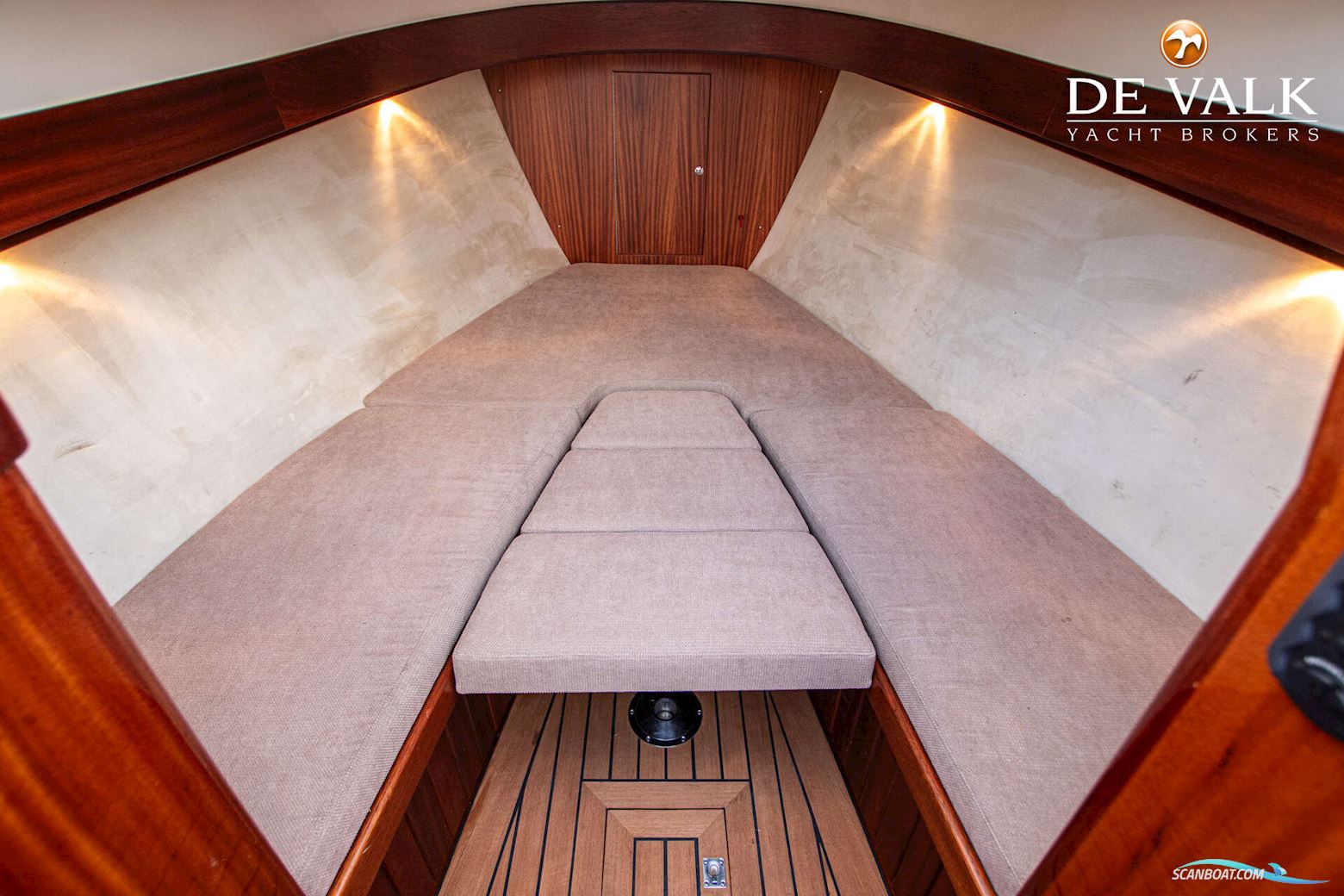 BRANDARIS Barkas 900 Suite