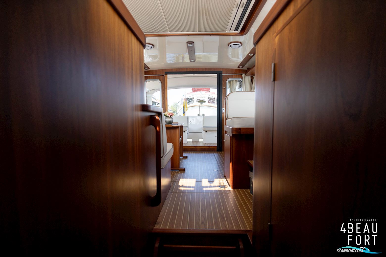 Brandsma Luna 37