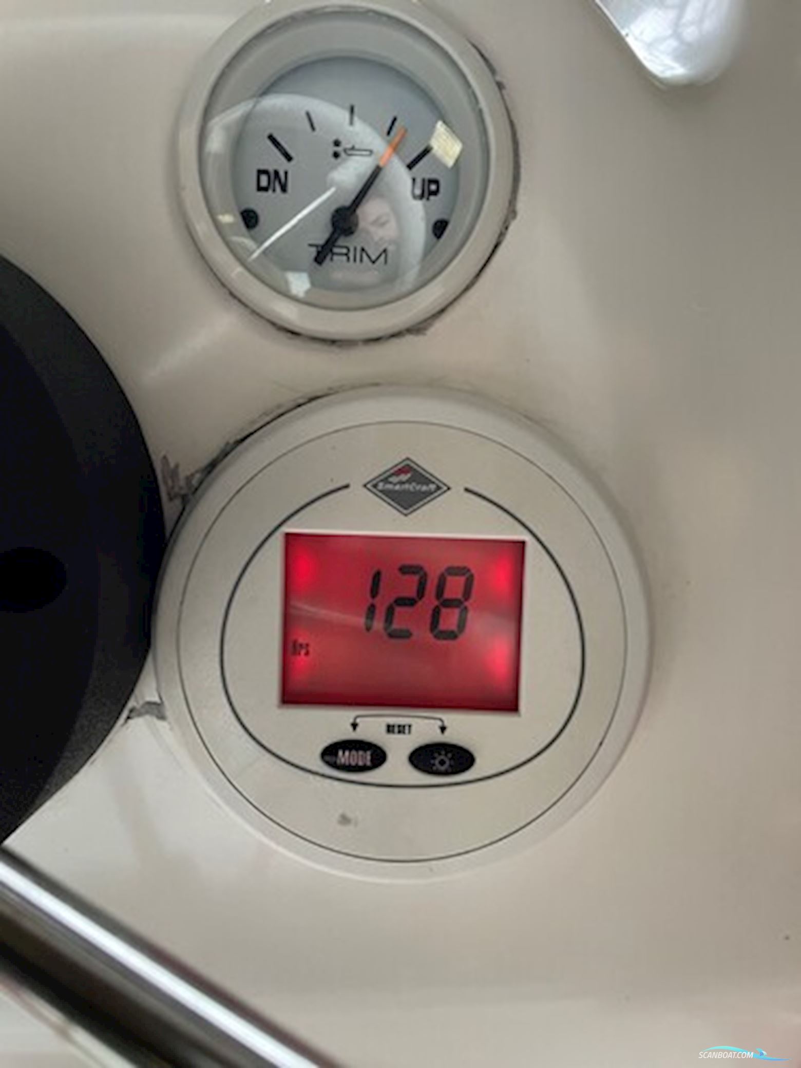 BRIG FALCON F450 S med MERCURY F60 ELPT EFI og Brenderup 600 kg trailer