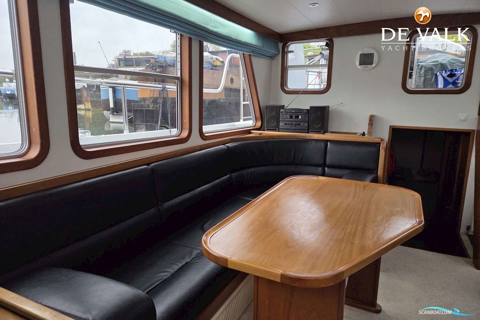 Bronsveen Spiegelkotter 1480