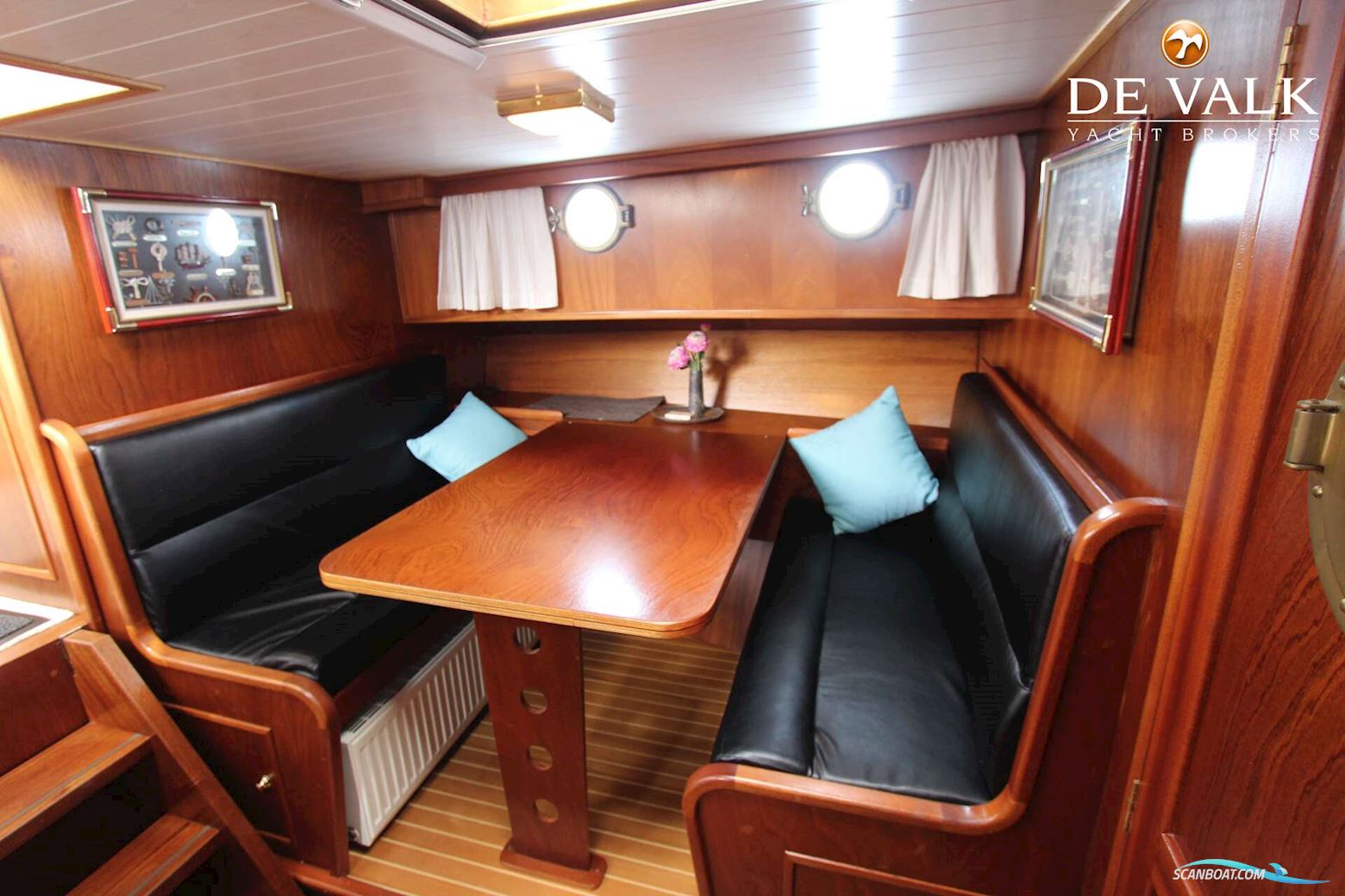 Bronsveen Spiegelkotter 1480