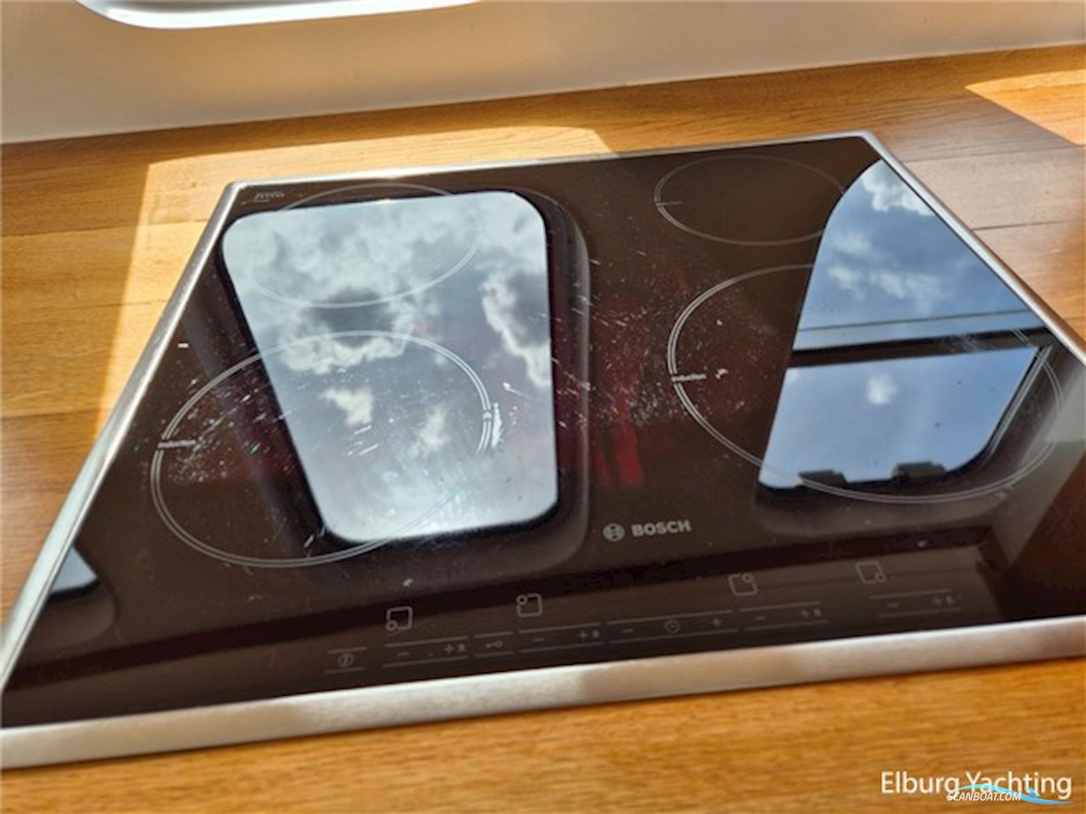 Bronsveen Spitsgatkotter 14.98