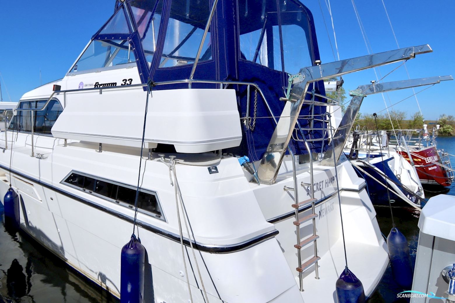 Broom 33