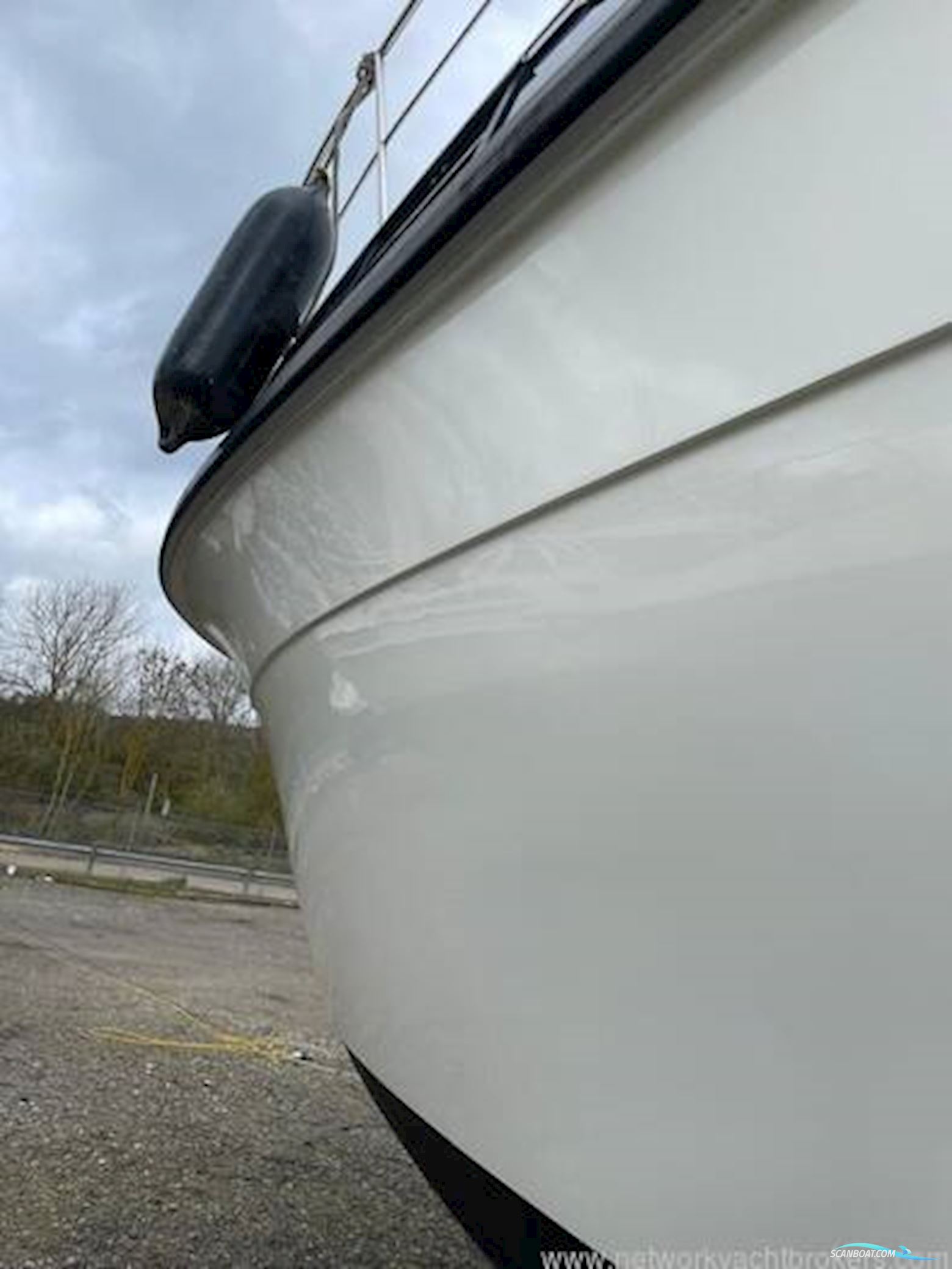 Broom 40 Monarch
