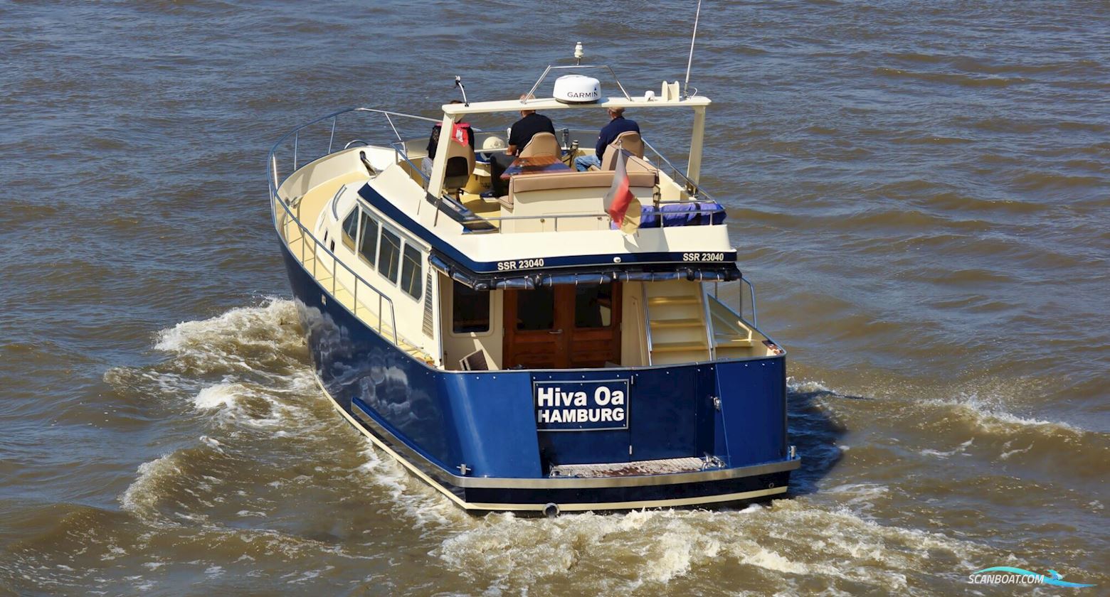 Bruce Roberts Euro 12.00 Flybridge