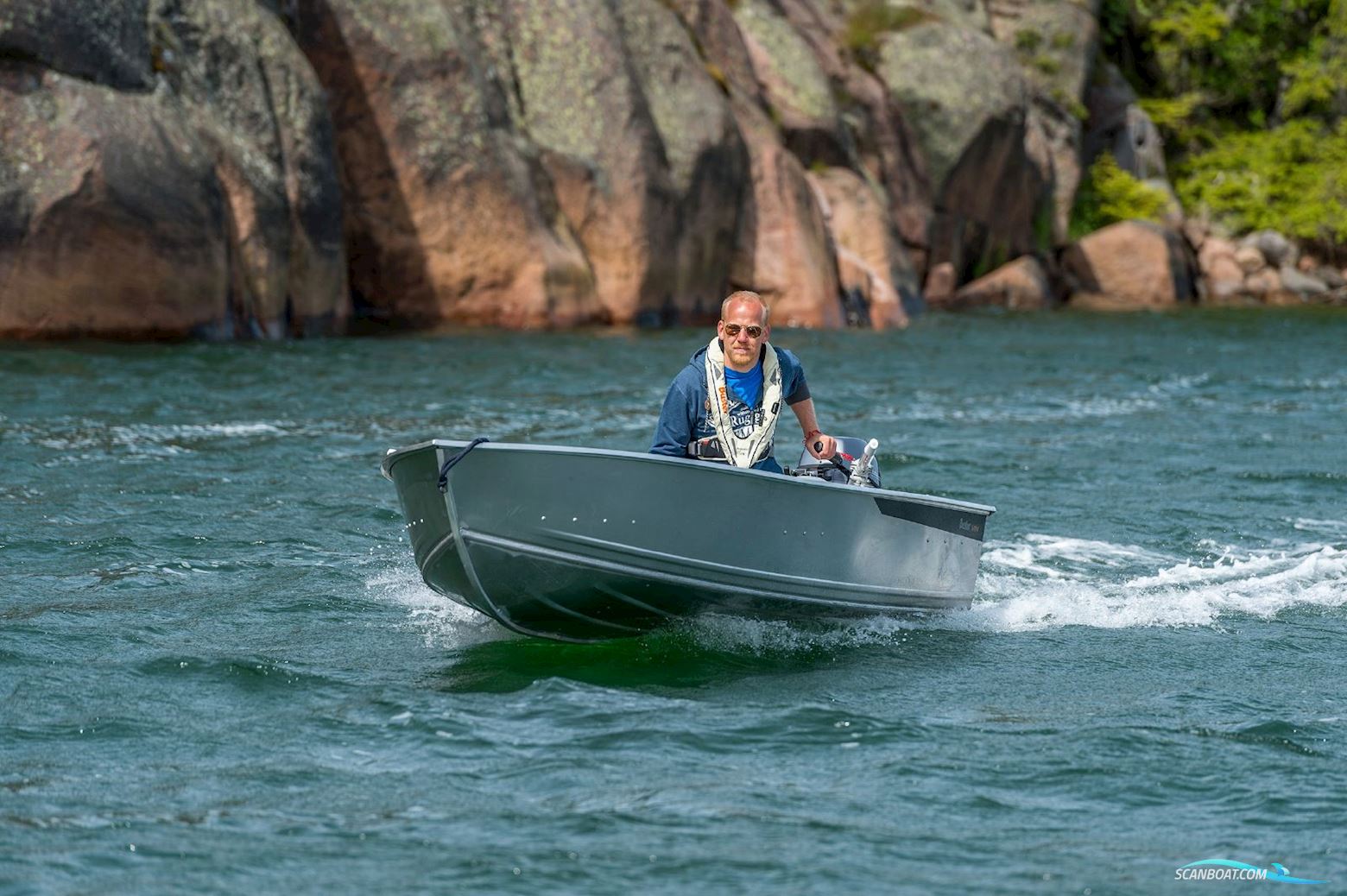 Buster Mini m. F4 hk