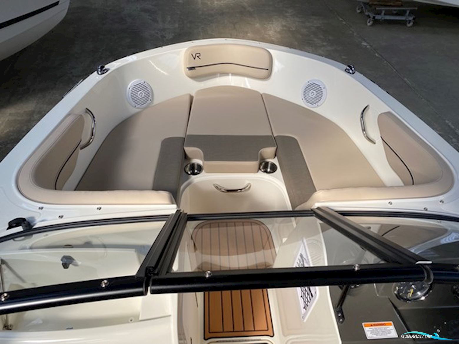 Byliner VR4 Bowrider Med F115 Proxs Mercury-Efi 4 Takt