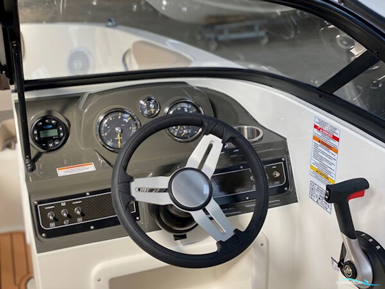 Byliner VR4 Bowrider Med F115 Proxs Mercury-Efi 4 Takt