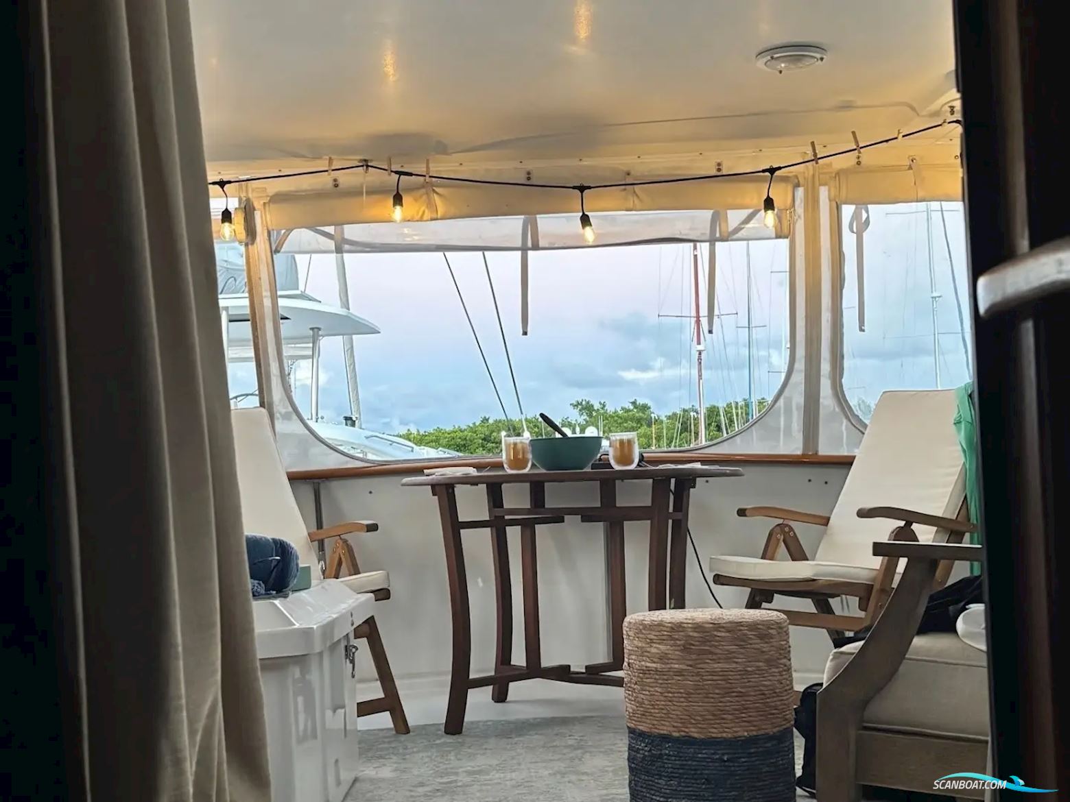 Californian 48 Sundeck