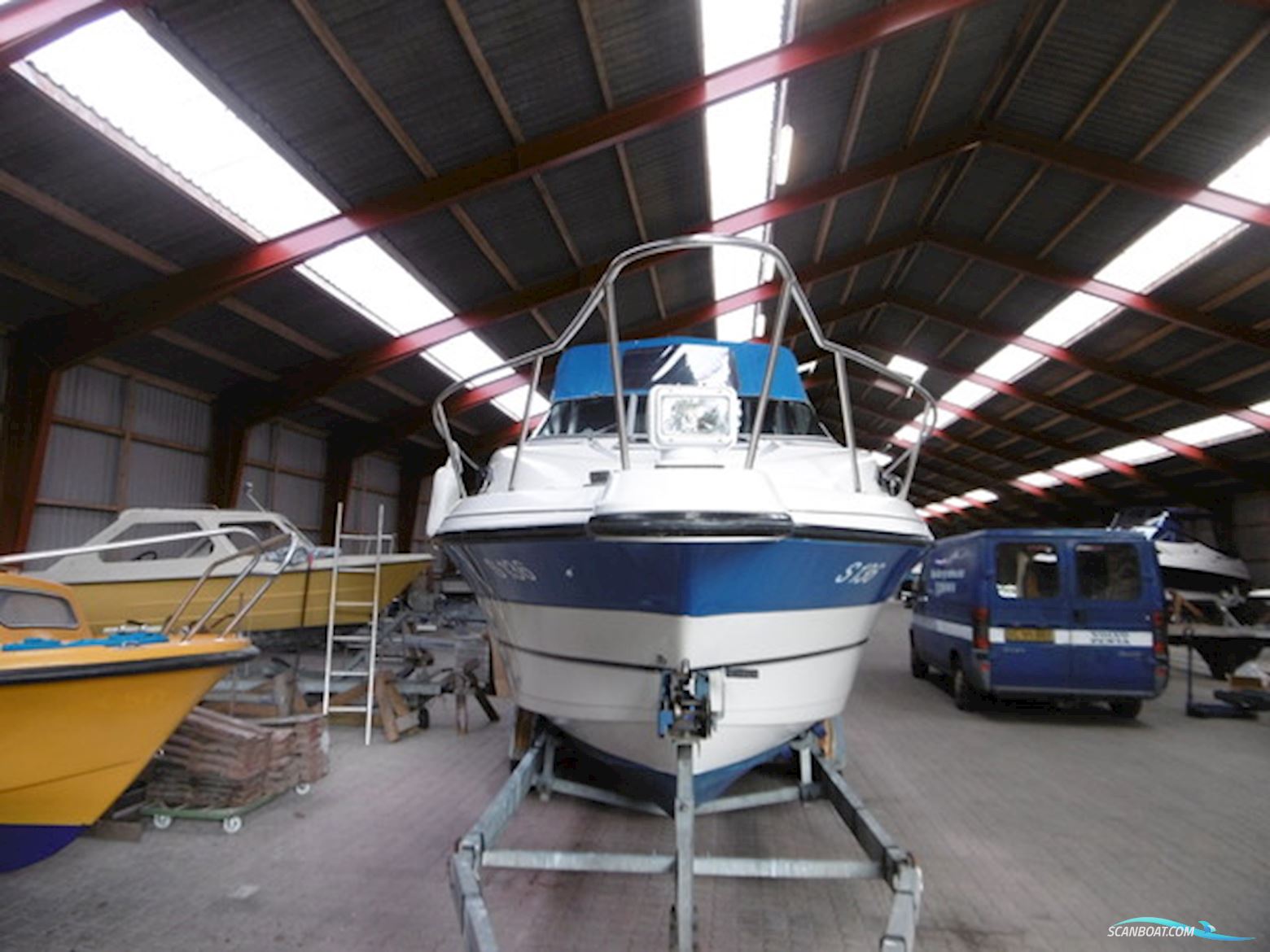 Campion 245 Victoria