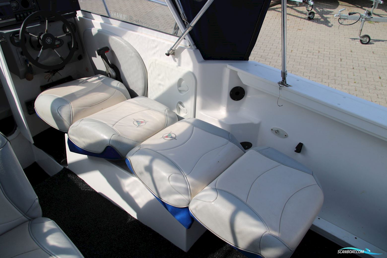 Campion 542 Explorer