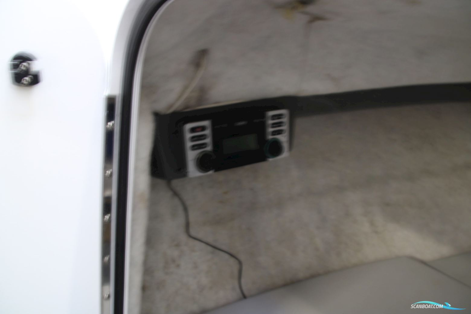 Campion 542 Explorer