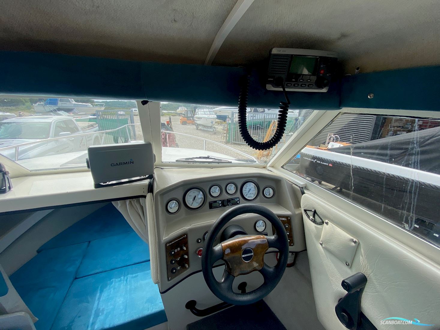 Campion 627 Victoria