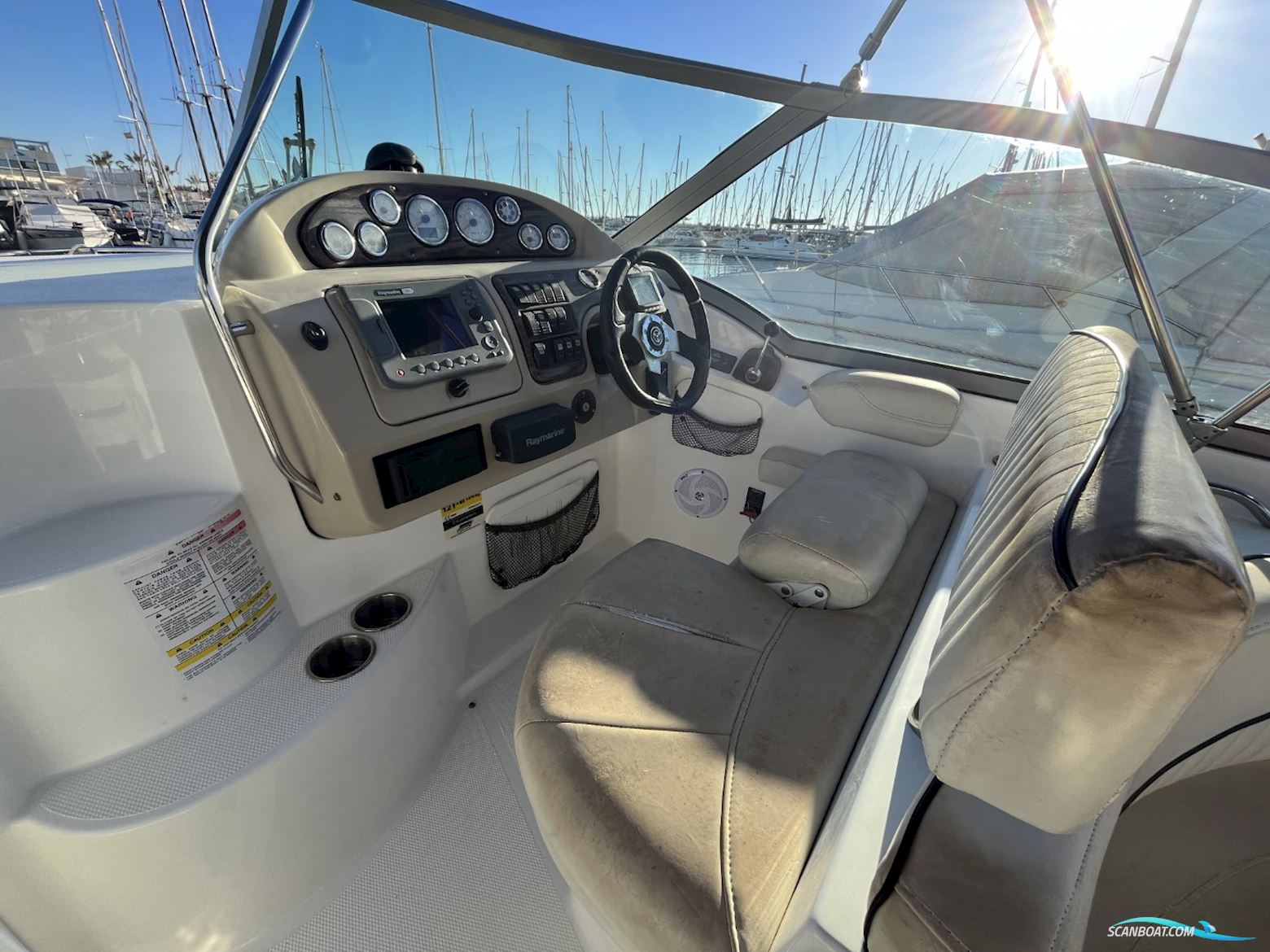 Campion Allante 825 Mid Cabin