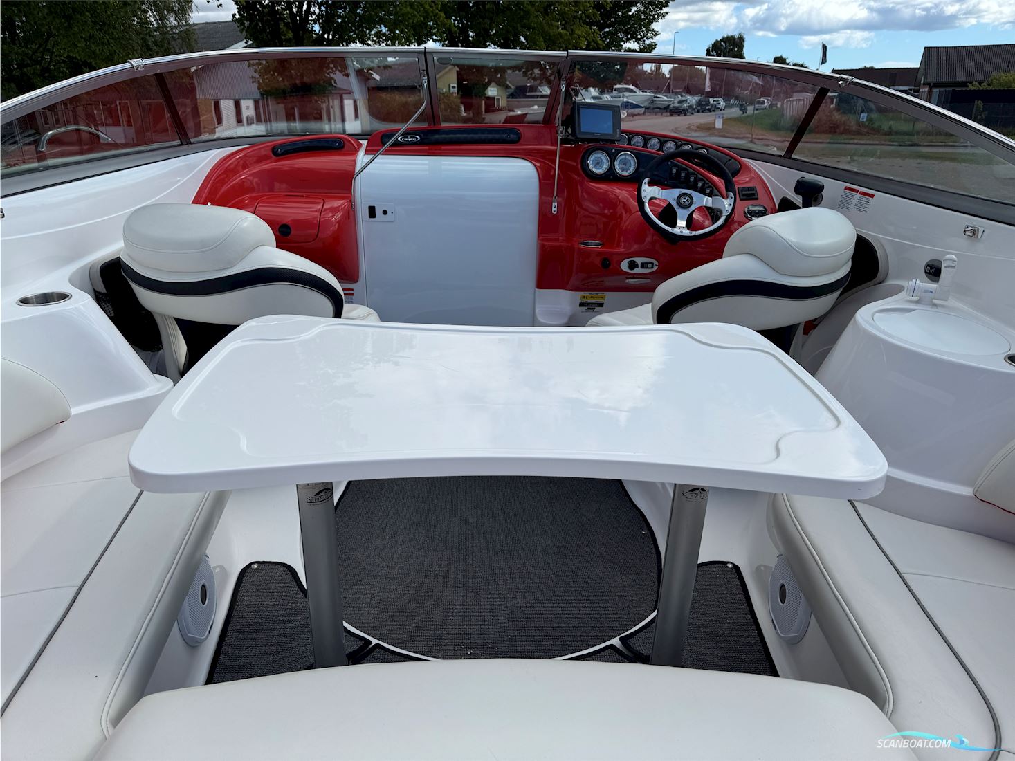 Campion Chase Performance 700
