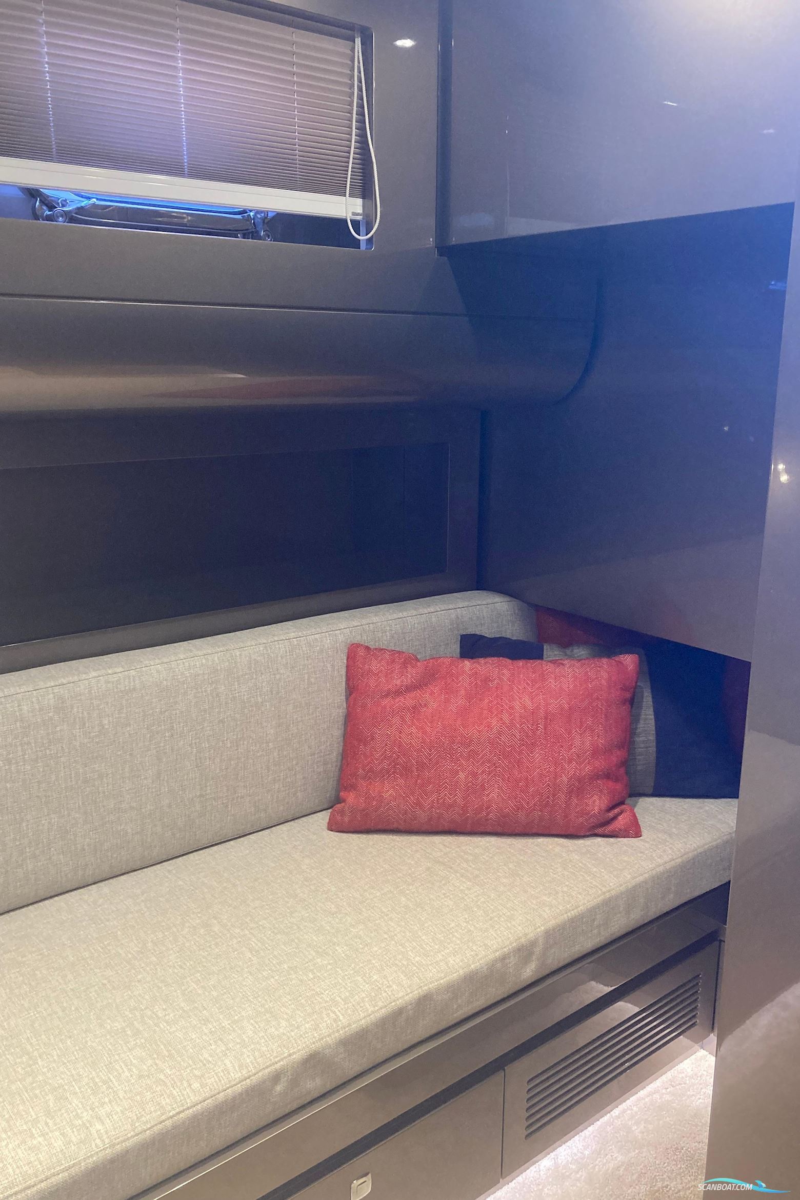 Cantieri Navali del Mediterraneo CONTINENTAL 50