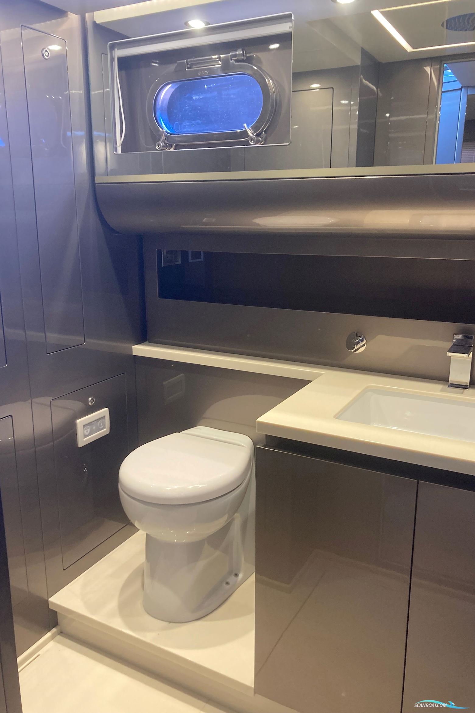 Cantieri Navali del Mediterraneo CONTINENTAL 50